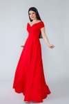 Kırmızı Uzun Kayık Kruvaze Yaka Düşük Omuz Dokuma Dökümlü Kumaş Abiye Elbise