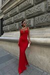 Kırmızı Uzun Kaylee Askılı Abiye Elbise