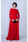 Kırmızı Uzun Yuvarlak Yaka Kol Dokuma Kumaş Beli Büzgülü Kuşaklı Tesettür Abiye Elbise