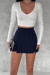 Lacivert Mini Jakarlı Çizgili Yırtmaç Detaylı Şort Etek