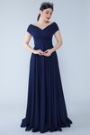 Lacivert Uzun Kayık Kruvaze Yaka Düşük Omuz Dokuma Dökümlü Kumaş Abiye Elbise