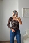 Leopar Omuz Dekolte Tek Kol Tül Bluz