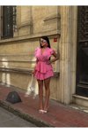 Pembe Mini V Yaka Kat Volanlı Müslin Keten Elbise