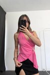 Pembe Toka Detaylı Arkadan Bağlamalı Bluz