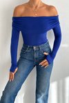 Saks Madonna Yaka Parmak Geçmeli Büzgülü Crop Bluz