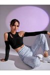 Siyah Asimetrik Omuz Ve Göğüs Detay Uzun Kollu Cutout Crop Bluz