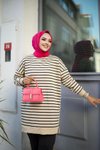 Siyah Bisiklet Yaka Ve Çizgili İplik Pantolon İle Tunik İkili Takım