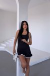 Siyah Mini Askılı Fırfır Detaylı Elbise