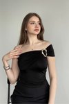 Siyah Sandy Kumaş Omuz Aksesuar Detaylı Crop Bluz