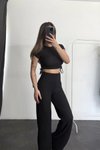 Siyah Yanları Büzgülü Gofre Kumaş Bluz Ve Pantolon İkili Takım