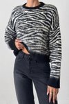Siyah Zebra Desenli Standart Beden Kazak