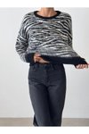 Siyah Zebra Desenli Standart Beden Kazak