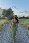 Yeşil Önden Bağlamalı Crop Asimetrik Yırtmaçlı Etek İkili Takım