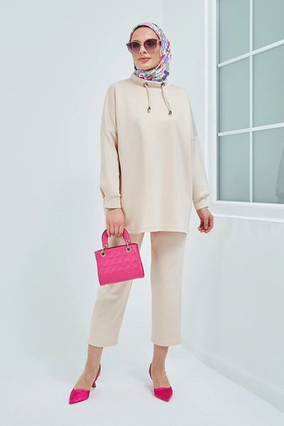 Bej Dalgıç Kumaş Bağcıklı İkili Tesettür Takım