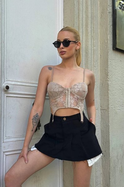 Bej Dantel İşleme Agraflı Korse Crop