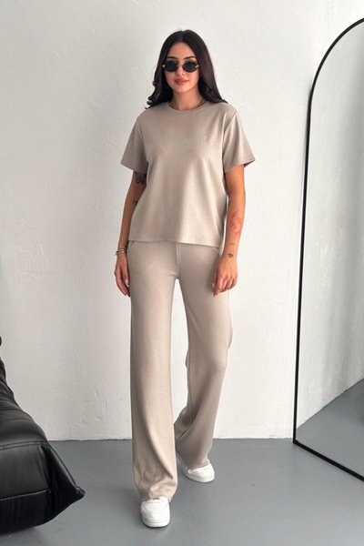Bej Modal Kumaş Kısa Kollu Alt Üst İkili Takım