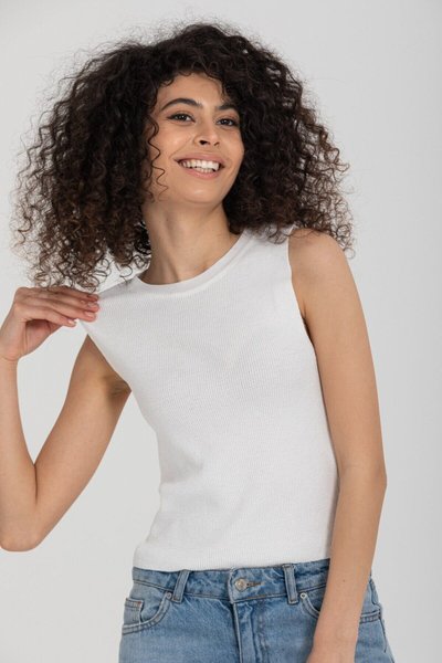 White Basic Crop Knit