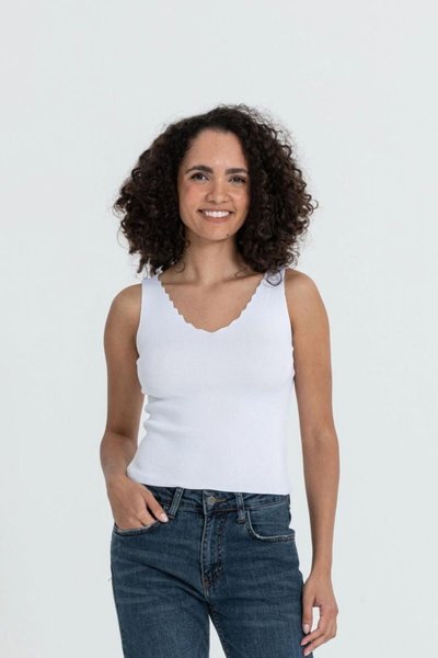 Beyaz Kesik Yaka Esnek Triko T-shirt
