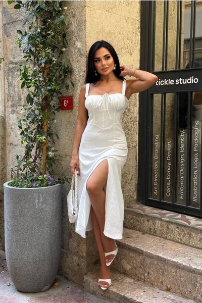 Beyaz Midi Askılı Uzun Drapeli Elbise