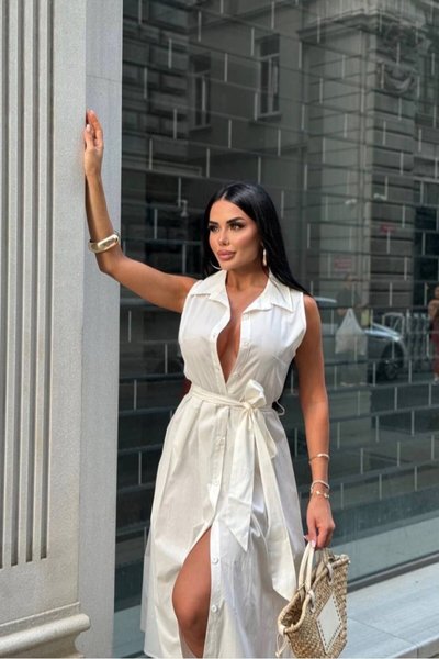 Beyaz Midi Kuşaklı Düğme Detaylı Gömlek Yaka Elbise