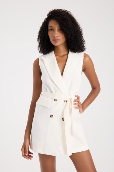 Beyaz Mini Düğmeli Blazer Kuşaklı Elbise