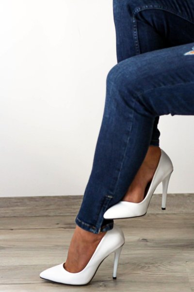 Beyaz Stiletto Yüksek İnce Topuk Ayakkabı