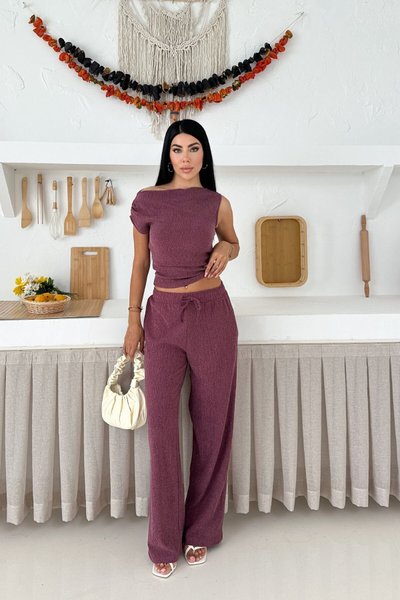 Bordo Gofre Kumaş Omuz Detaylı Bluz Ve Pantolon İkili Takım