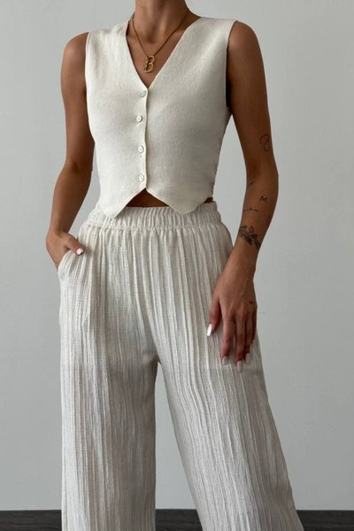 Ekru Triko Arka Dekolteli Crop Yelek