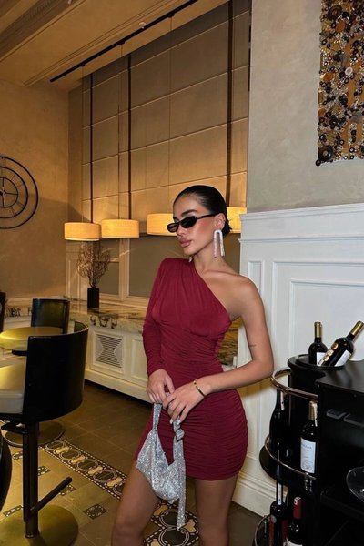 Hollywood Kırmızı Mini Adelina Tek Omuzlu Büzgü Elbise