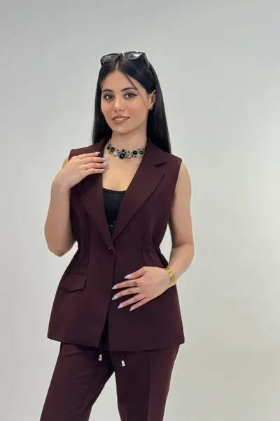 Kahverengi Beli Yastıklı Yaka Detaylı Yelek