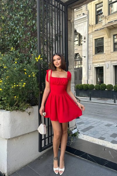 Kırmızı Mini Askılı Lady Sırt Detay Elbise