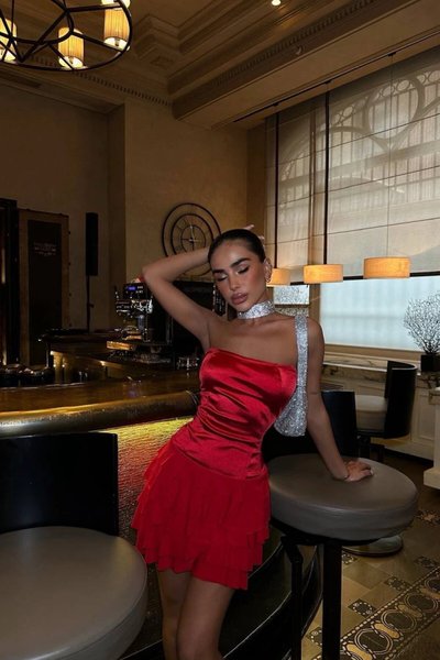 Red Mini Vivienne Strapless Back Detail Evening Dress