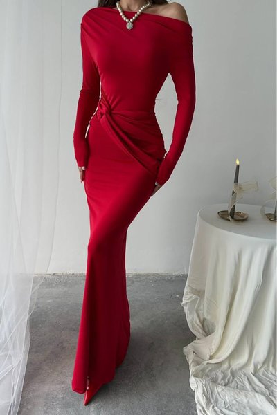 Kırmızı Uzun Likralı Abiye Elbise