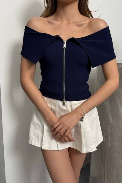 Lacivert Fermuarlı Madonna Yaka Ottoman Crop Bluz