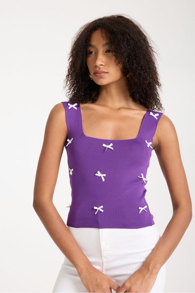 Mor Kurdela Detay Kare Yaka Triko