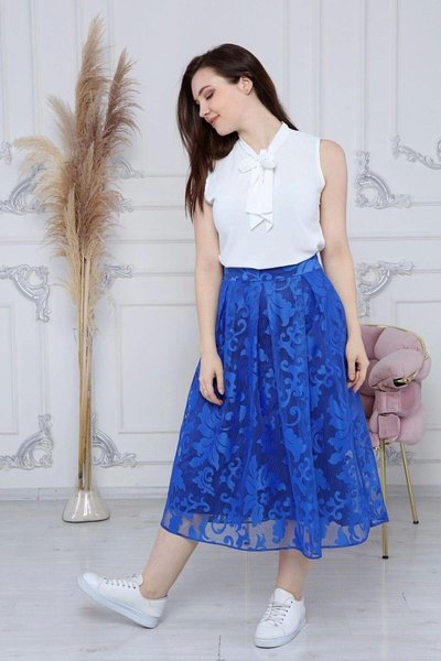 تنورة كلوش صيفية دانتيل بتفاصيل ميدي زرقاء