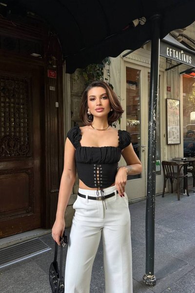 Siyah Fırfır Askılı Bağcıklı Korse Bluz
