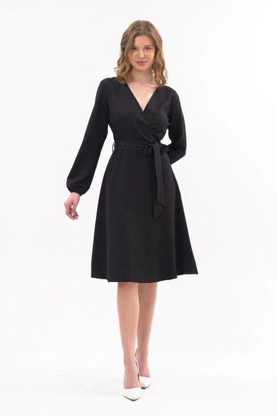 Siyah Midi Bağlama Detaylı Kruvaze Yaka Elbise