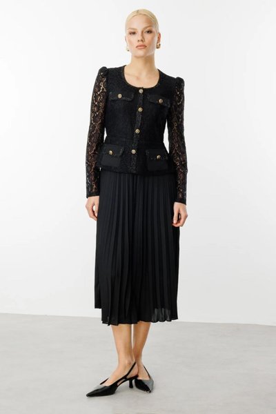 فستان ميدي أسود دانتيل بحافة مطوية