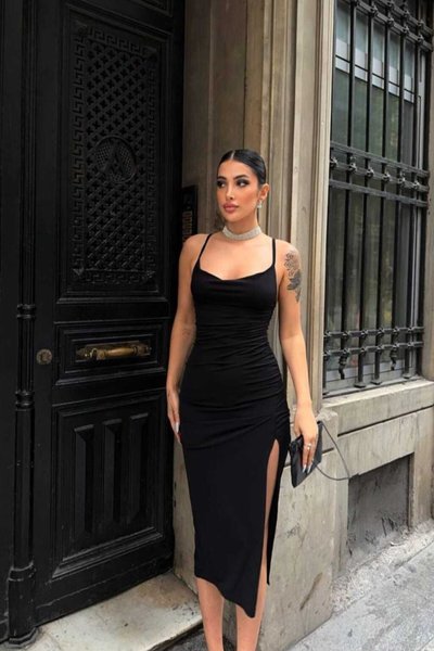 Siyah Midi İnce Askılı Yırtmaçlı Sandy Kumaş Vücudu Saran Elbise