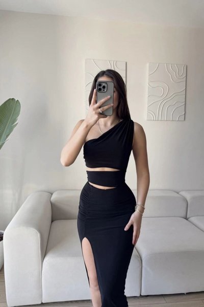 Siyah Midi Tek Omuzlu Bel Pencereli Yırtmaçlı Elbise