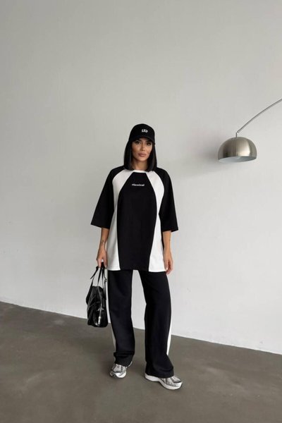 Siyah Oversize Yazı Detaylı Alt Üst Eşofman Takım