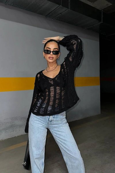 Siyah Püskül Detay Tasarım File Crop