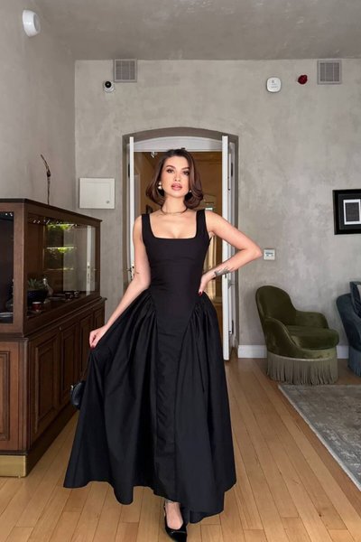 Siyah Uzun Kalın Askılı Kuşaklı Poplin Elbise