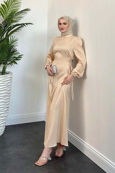 Taş Saten Kumaş Yandan Bağlamalı Model Tesettür Abiye Elbise