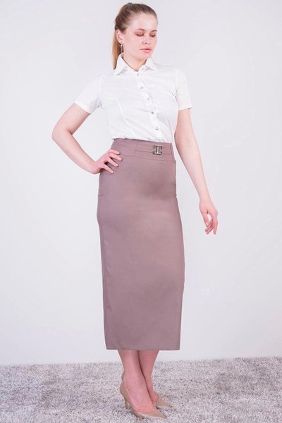 تنورة قلمية بطول الموسم من بوليفيسكون بتفاصيل مشبك فيزون