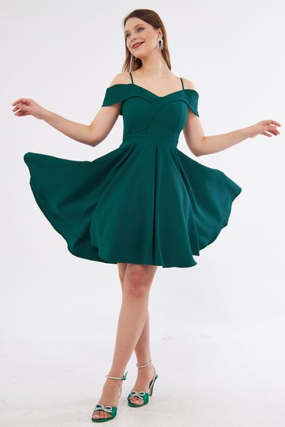 Zümrüt Mini Strappy Boat Neckline Pleated Flared Evening Dress