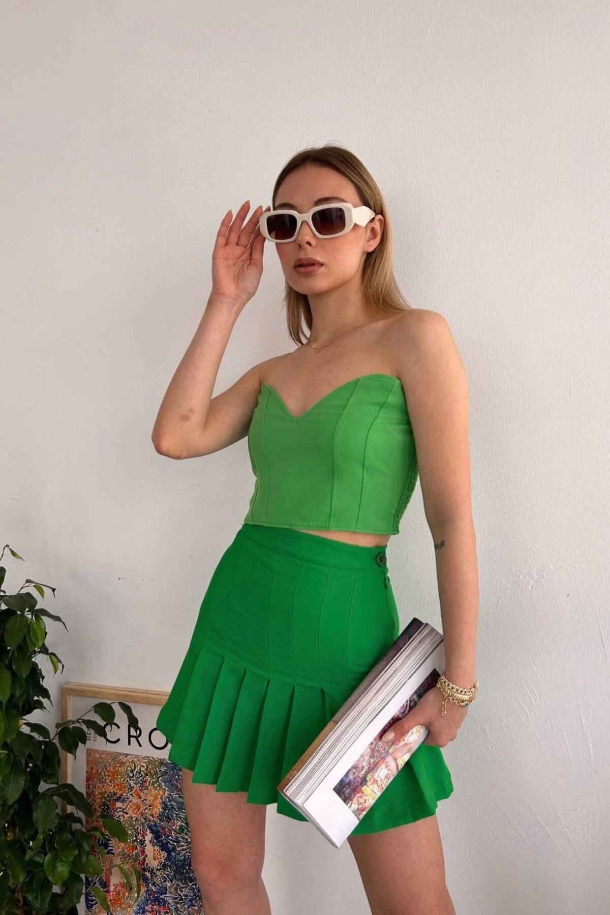 Green Mini Pleated Buttoned Skirt - Özer&Hermin