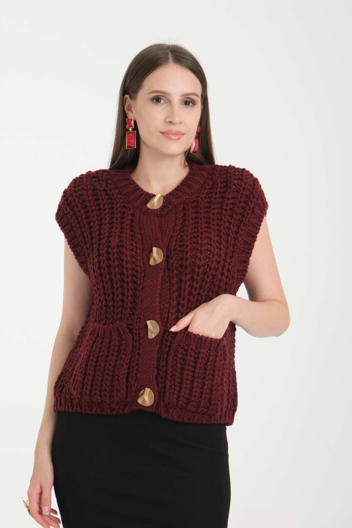 Bordo Bisiklet Yaka Yumuşak Dokulu Cepli Düğmeli Triko Yelek - İLKCET MODA