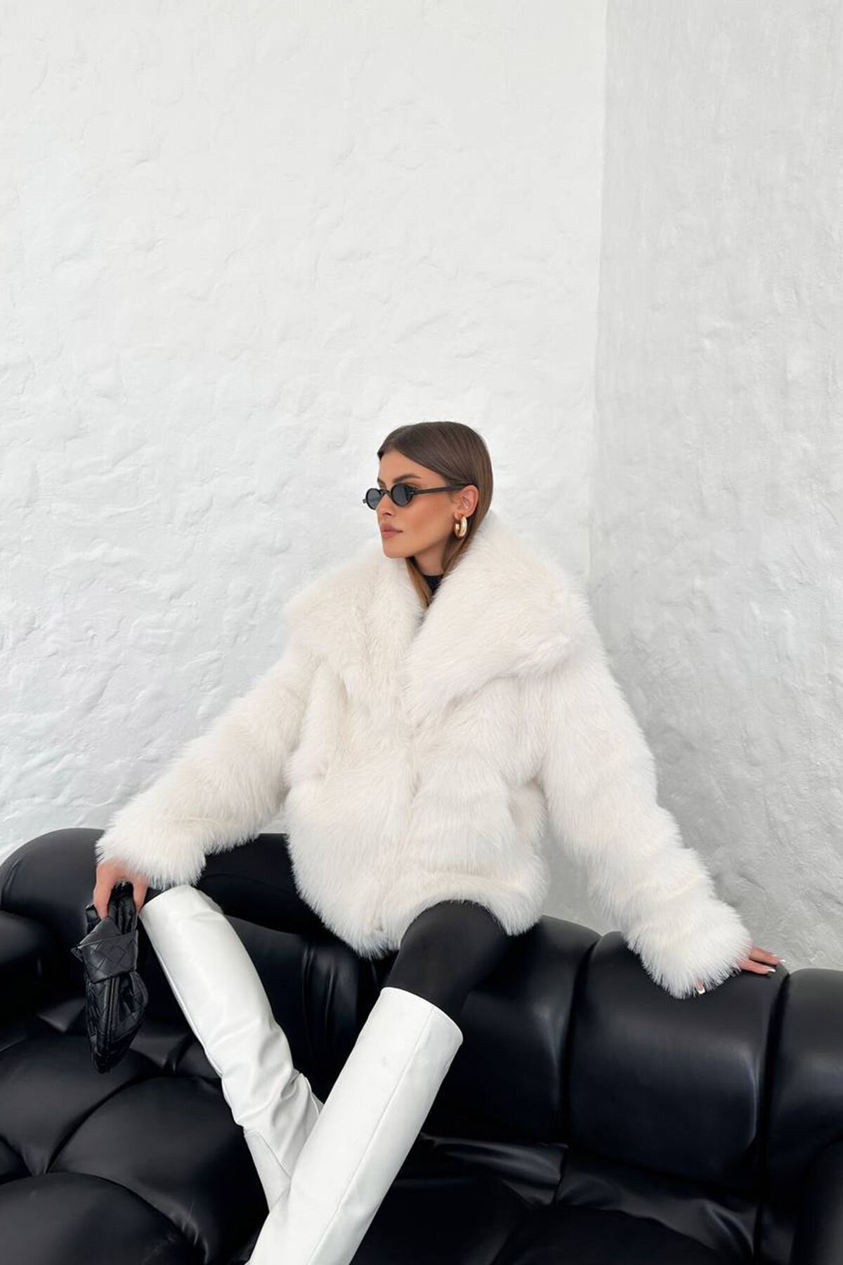 Ekru Oversize Kruvaze Yaka Kürk Mont - XXL BUTİK